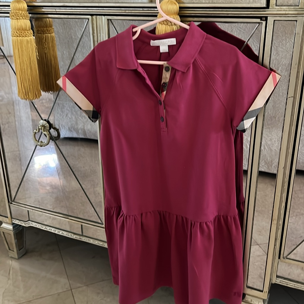 Burberry Girls 8 Dress Like New